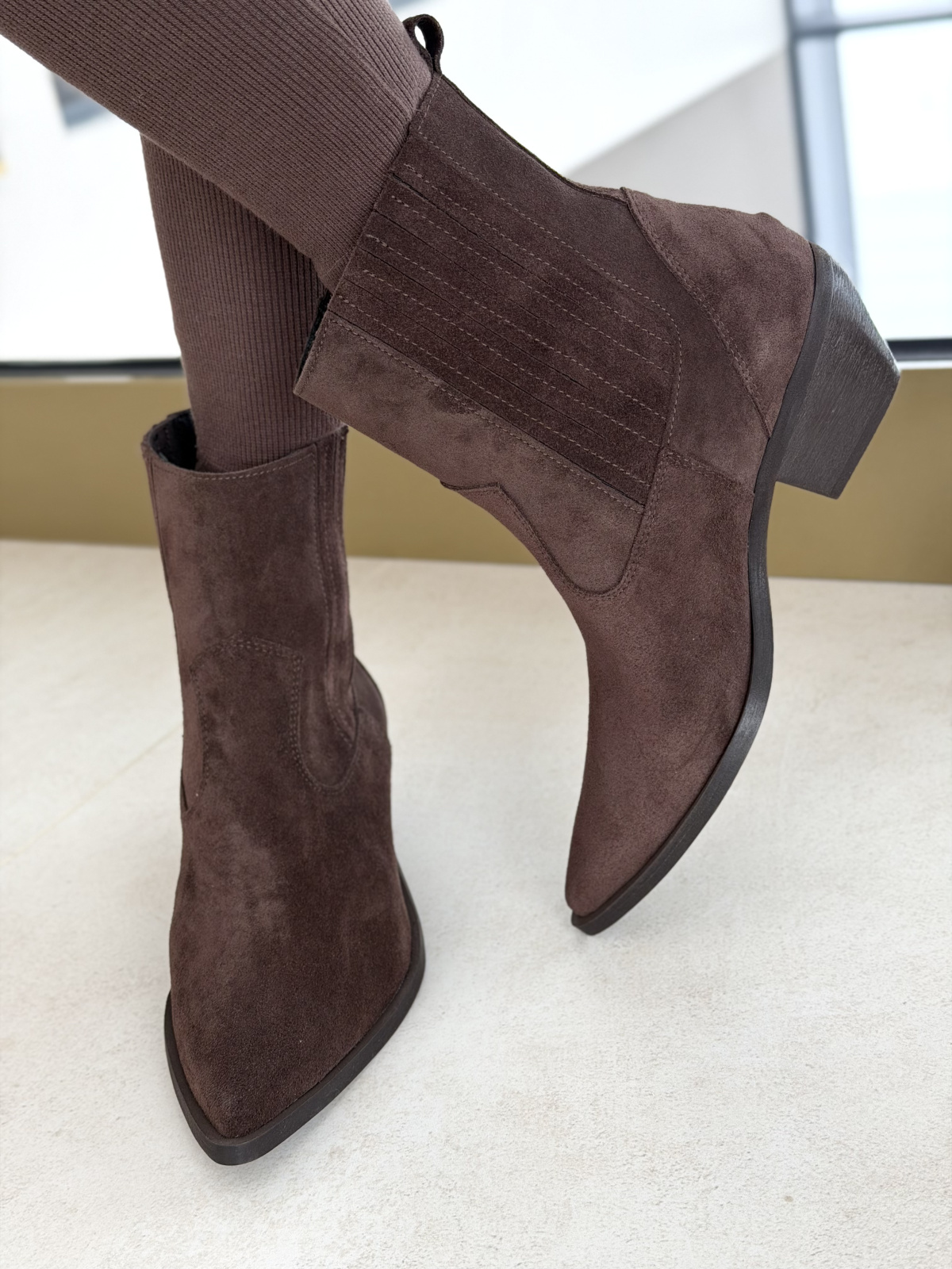 Brązowe kowbojki ze skóry naturalnej OLEKSY – polska jakość i styl