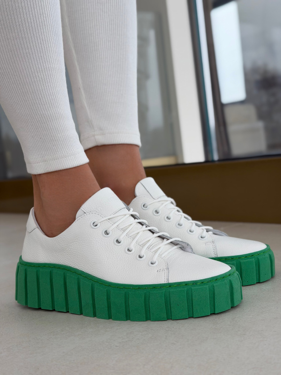 Sneakersy OLEKSY z naturalnej skóry – styl i komfort na co dzień