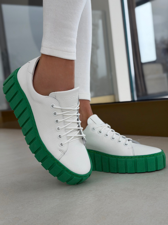 Sneakersy OLEKSY z naturalnej skóry – styl i komfort na co dzień