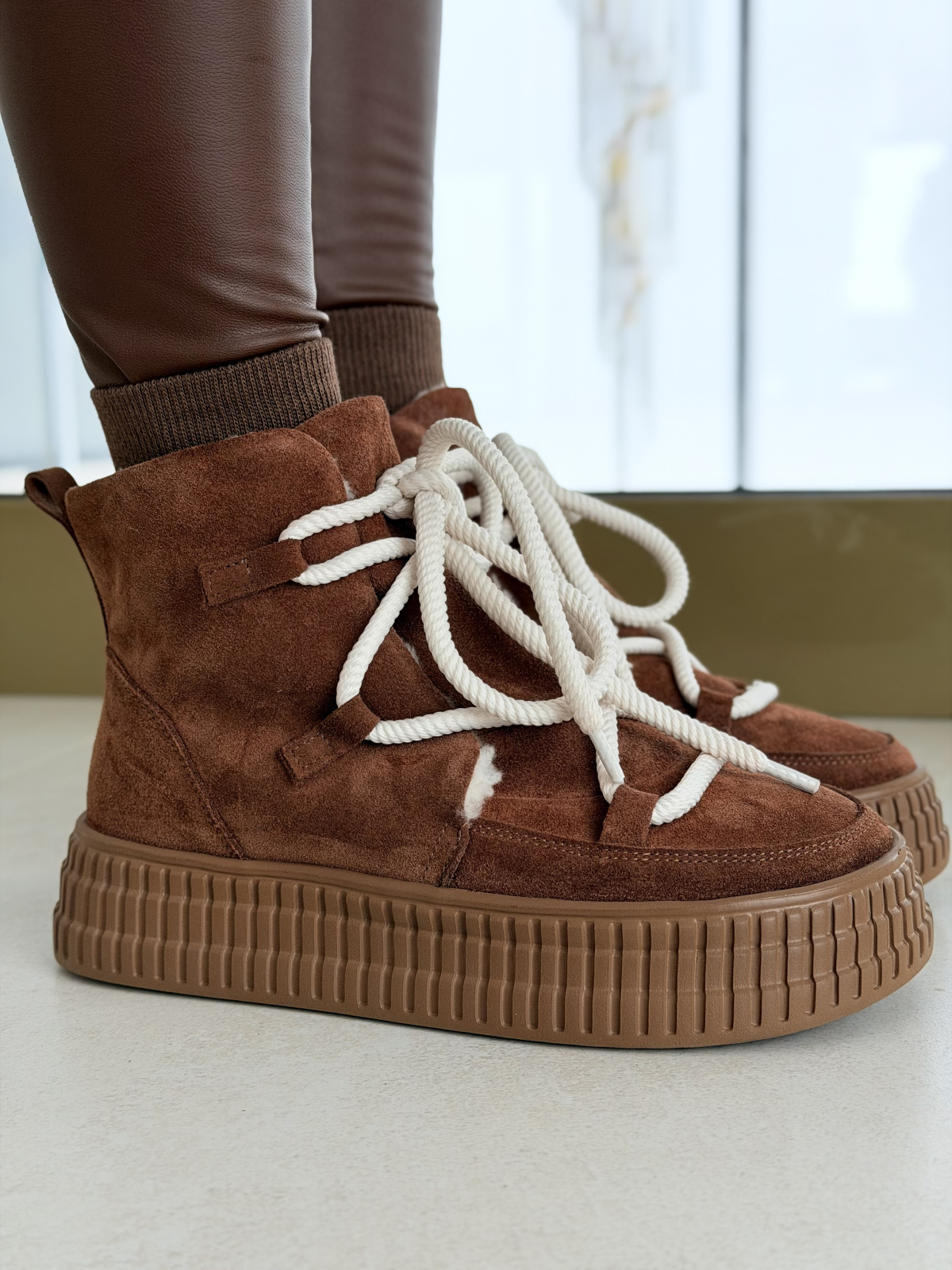 Naturalna skóra, polska produkcja – śniegowce OLEKSY