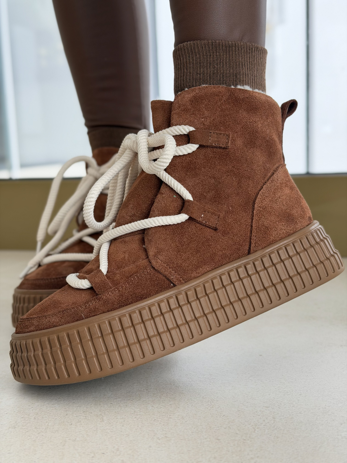 Naturalna skóra, polska produkcja – śniegowce OLEKSY