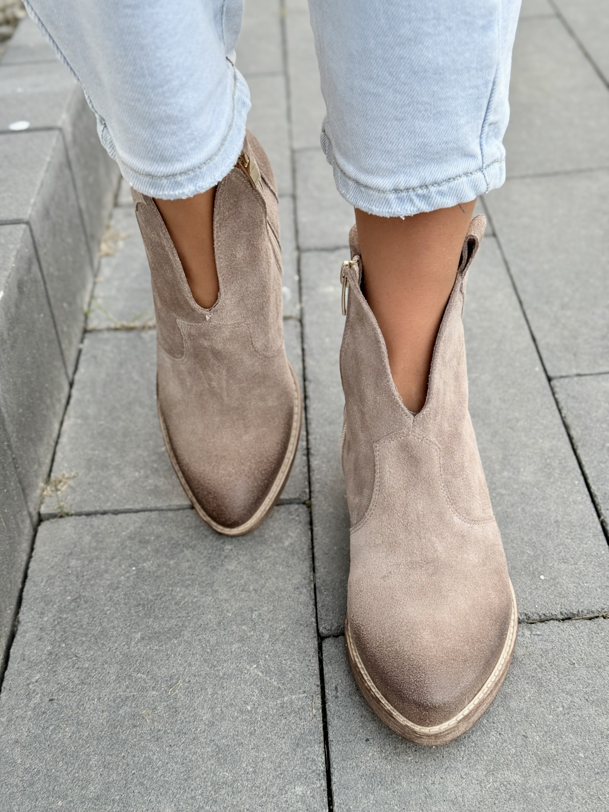 Kowbojki ze skóry naturalnej OLEKSY – polska jakość i styl