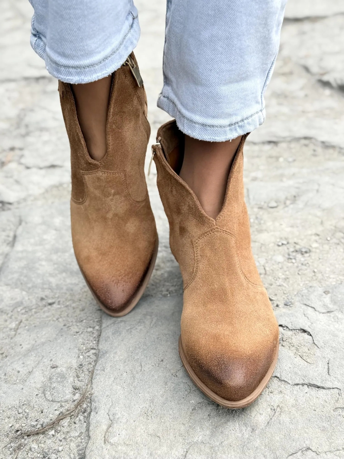 Kowbojki ze skóry naturalnej OLEKSY – polska jakość i styl