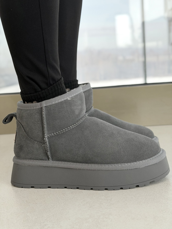 Śniegowce z Naturalnej Skóry – Ciepło, Styl i Komfort w Jednym