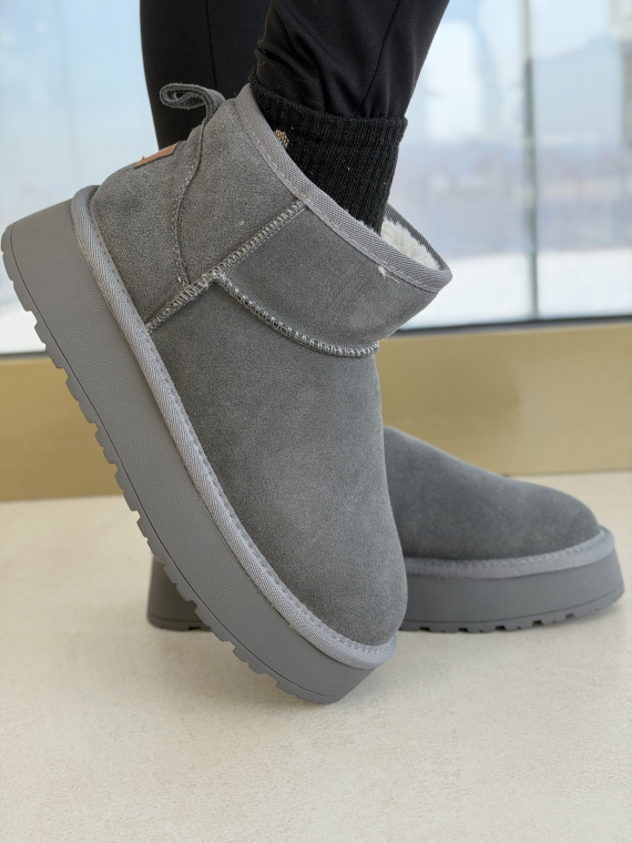 Śniegowce z Naturalnej Skóry – Ciepło, Styl i Komfort w Jednym