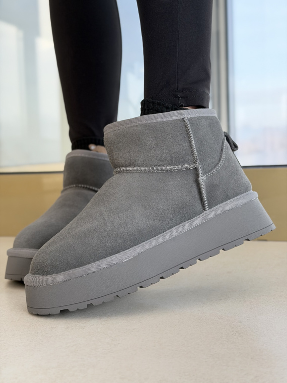 Śniegowce z Naturalnej Skóry – Ciepło, Styl i Komfort w Jednym