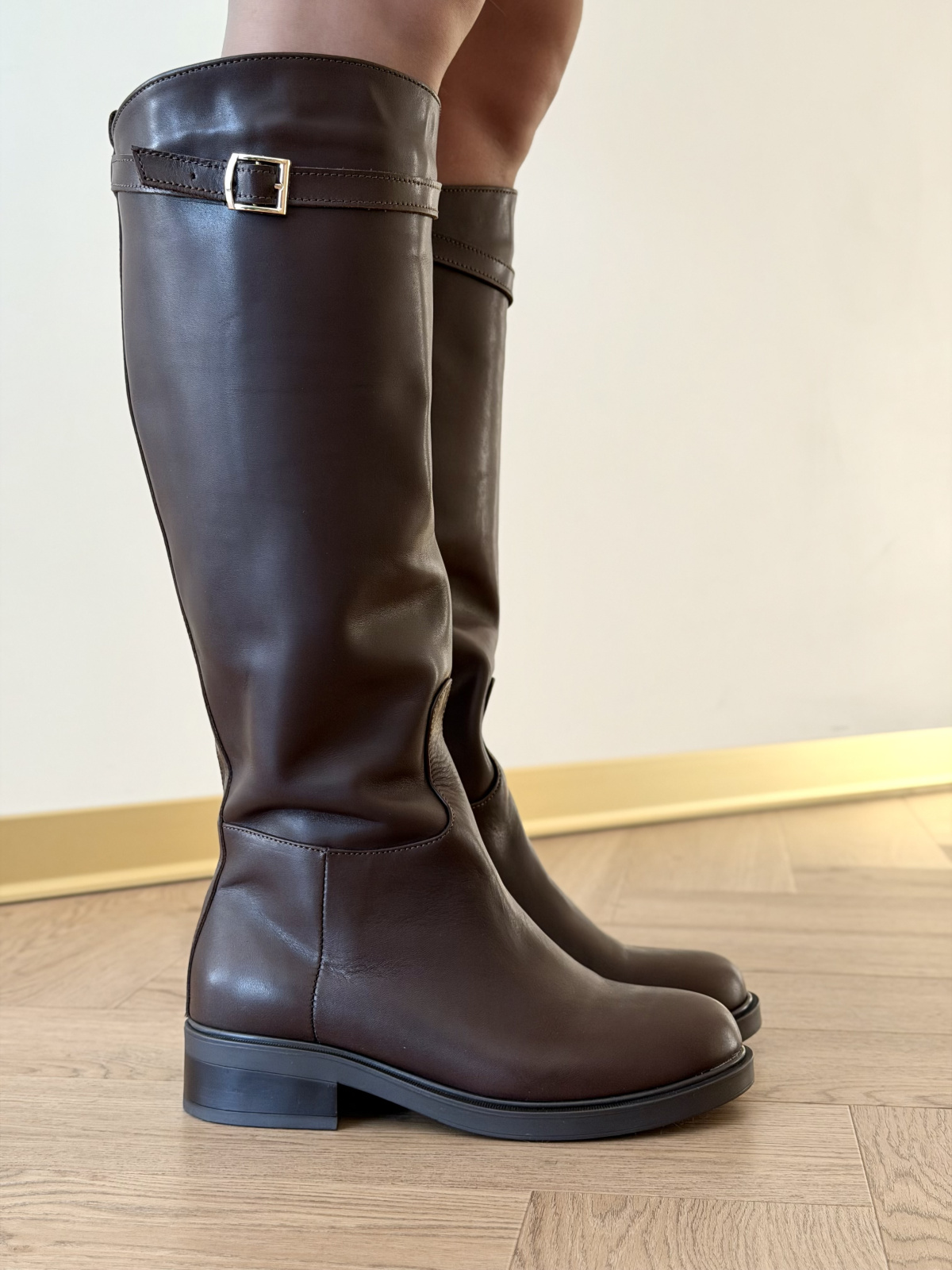 Brązowe kozaki ze skóry naturalnej OLEKSY – polska jakość i styl