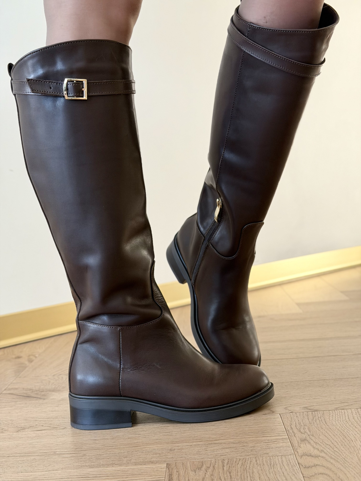 Brązowe kozaki ze skóry naturalnej OLEKSY – polska jakość i styl