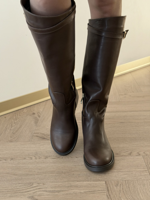 Brązowe kozaki ze skóry naturalnej OLEKSY – polska jakość i styl