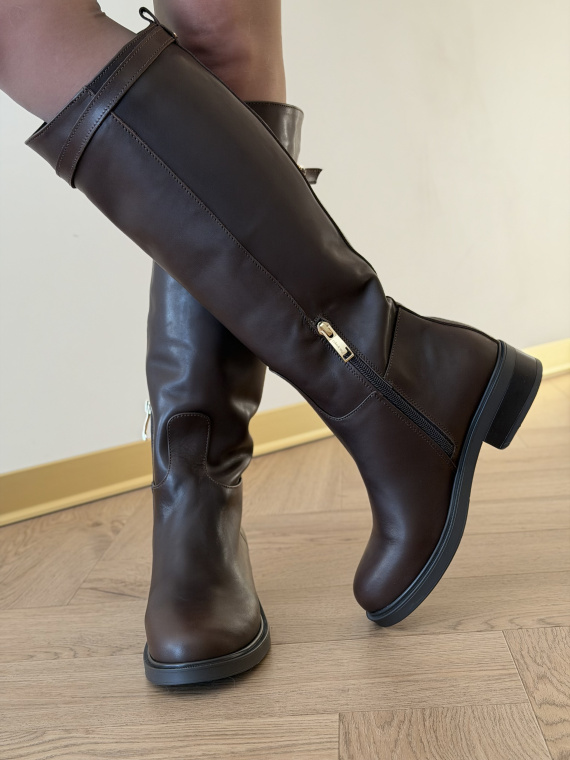 Brązowe kozaki ze skóry naturalnej OLEKSY – polska jakość i styl