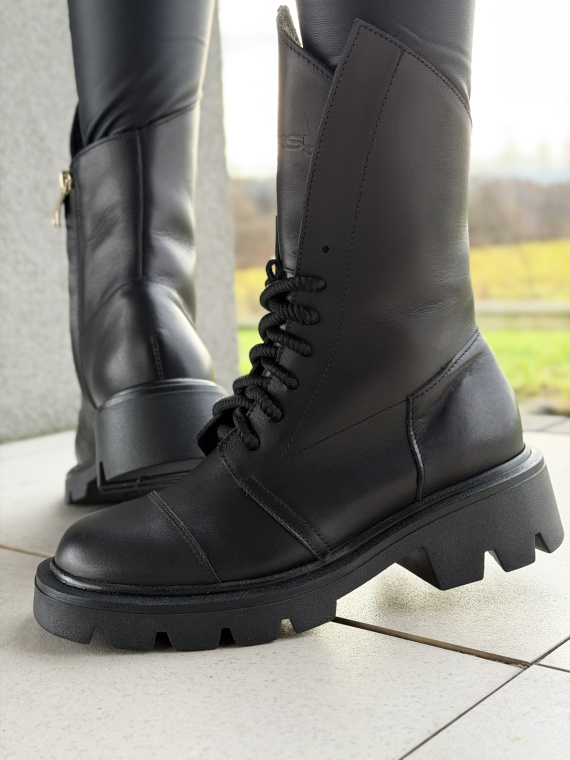 Czarne botki OLEKSY ze skóry naturalnej Polskiej produkcji