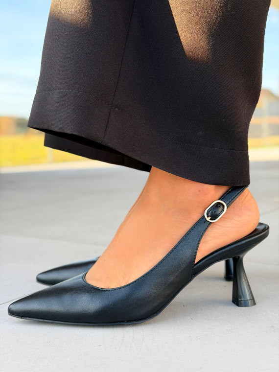 Czółenka OLEKSY ze skóry naturalnej