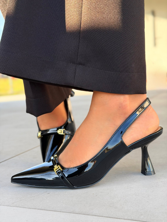 Czółenka OLEKSY ze skóry naturalnej