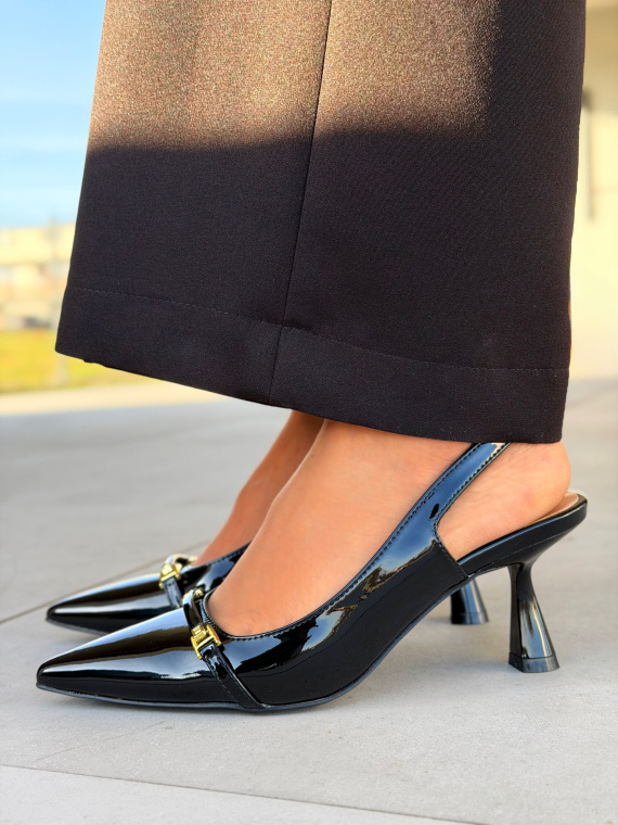 Czółenka OLEKSY ze skóry naturalnej