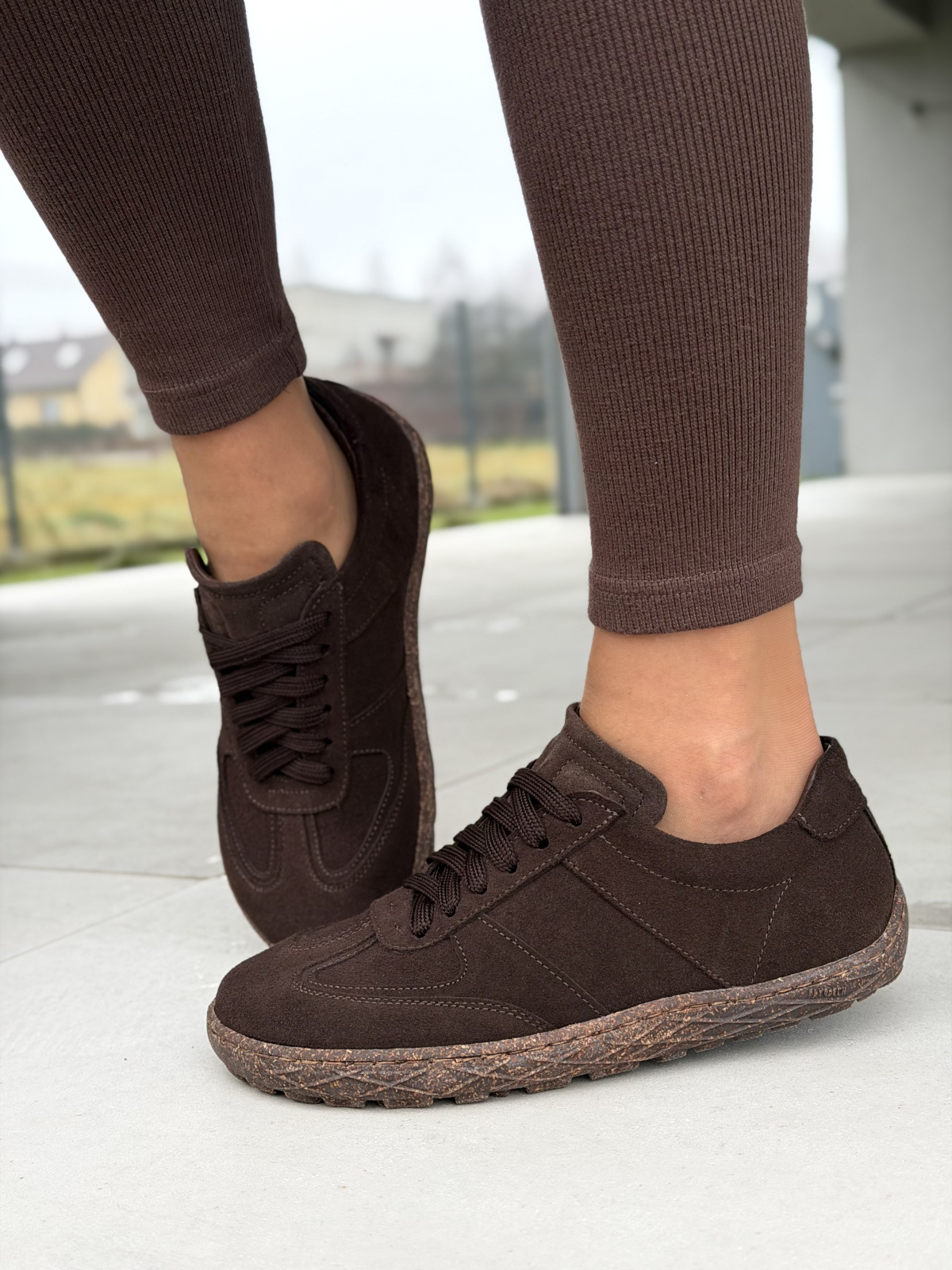 Sneakersy OLEKSY z naturalnej skóry – komfort w stylu barefoot, Made in Poland