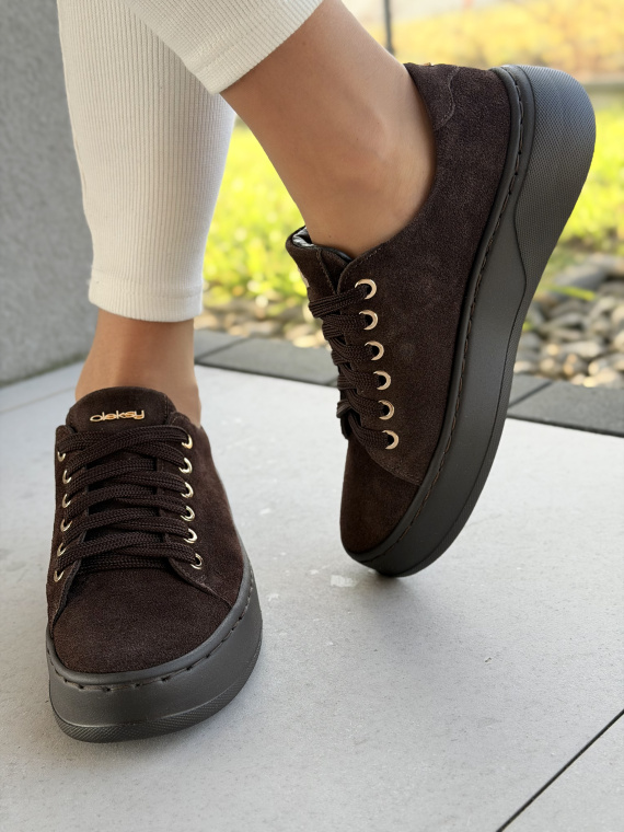 Naturalna skóra, polska produkcja – sneakersy OLEKSY