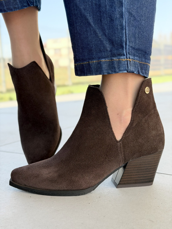 Brązowe kowbojki ze skóry naturalnej OLEKSY – polska jakość i styl