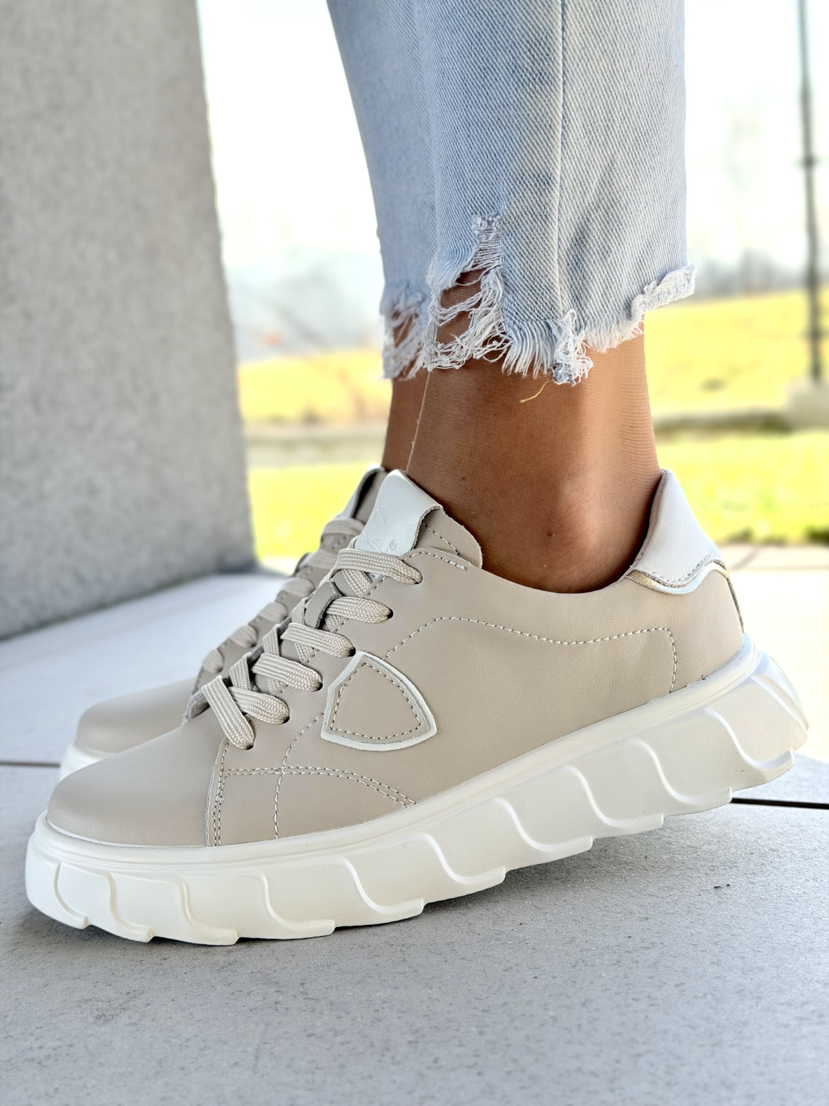 Sneakersy damskie skórzane OLEKSY