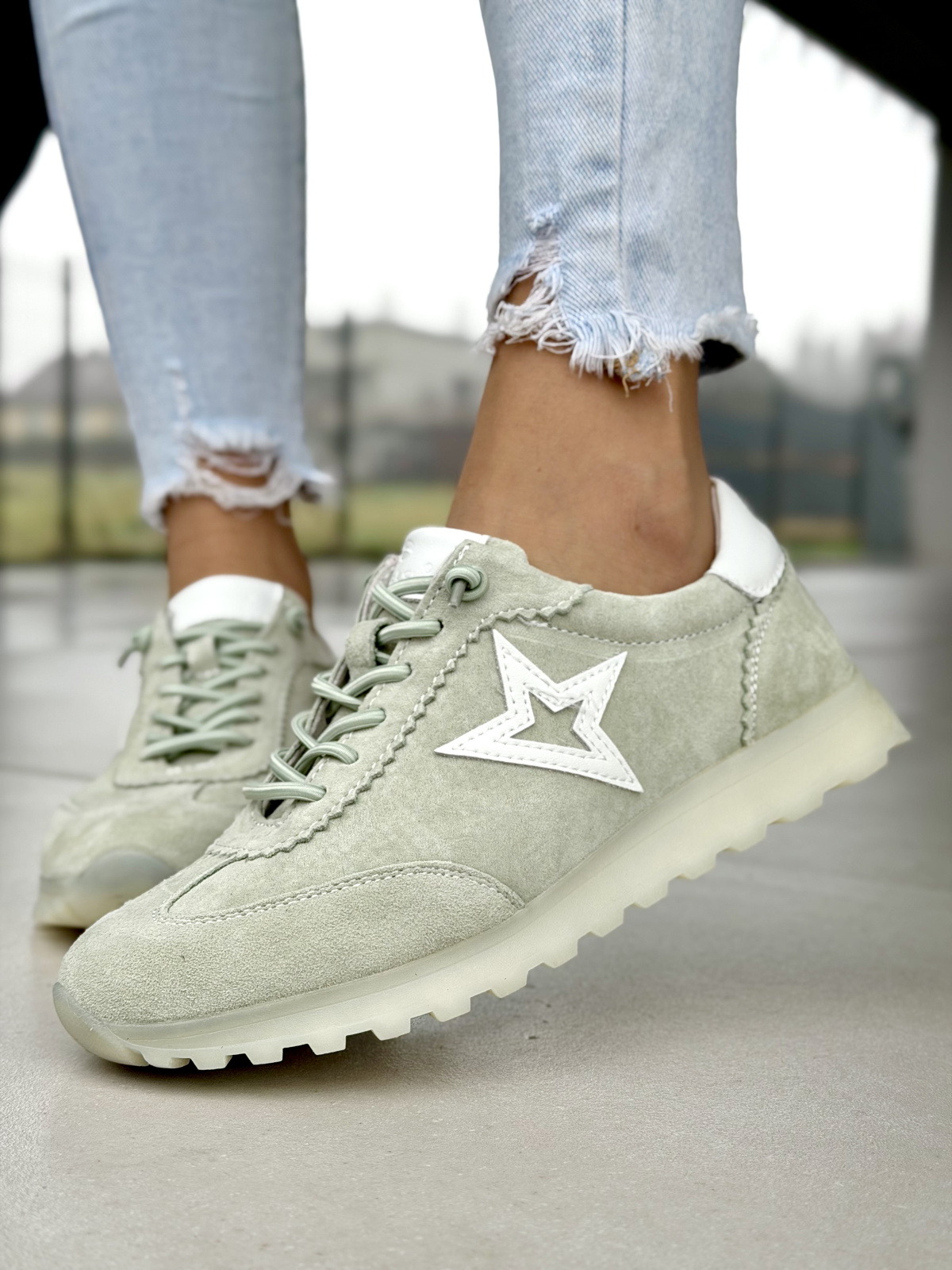 Damskie sneakersy OLEKSY ze skóry naturalnej