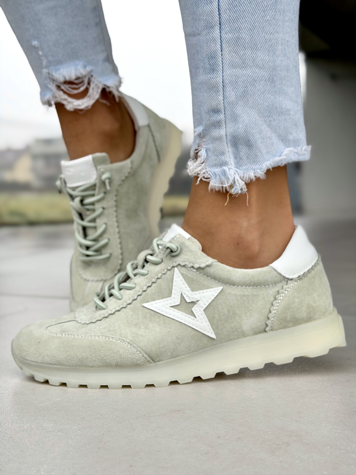 Damskie sneakersy OLEKSY ze skóry naturalnej