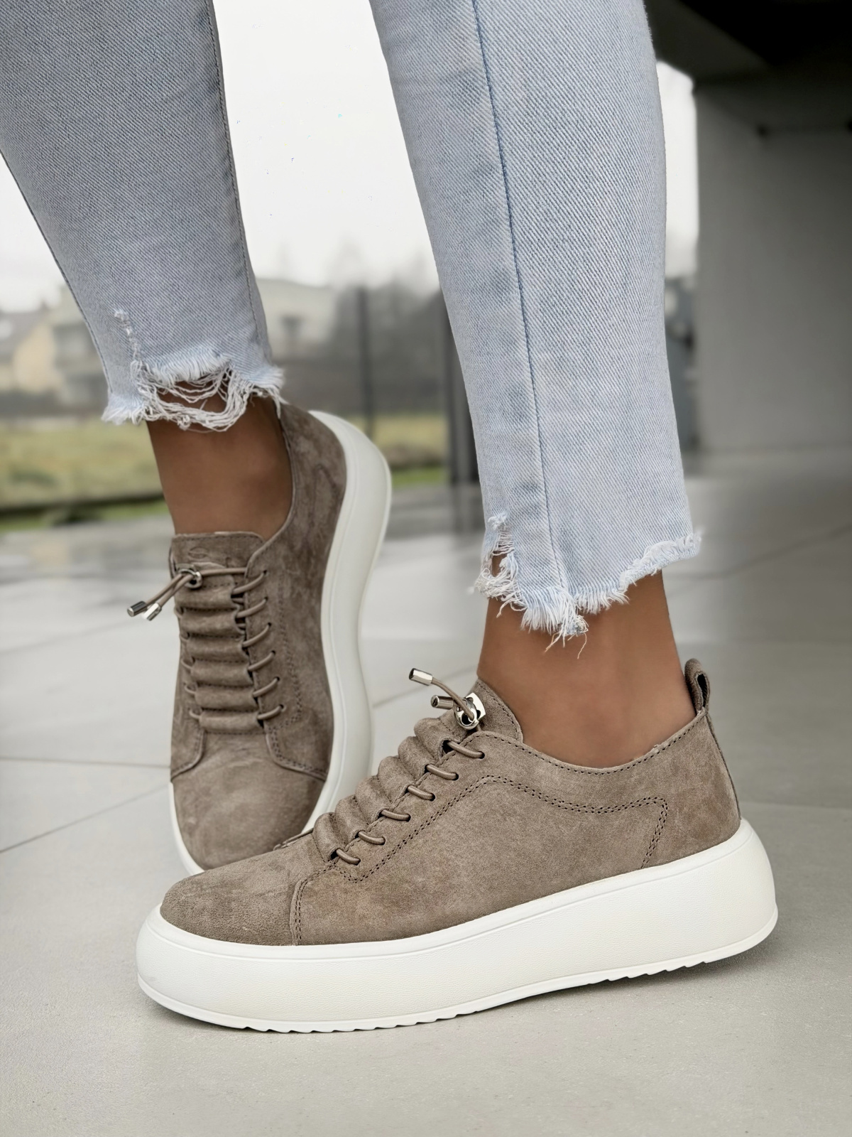 Skórzane sneakersy OLEKSY – naturalna wygoda na każdy dzień