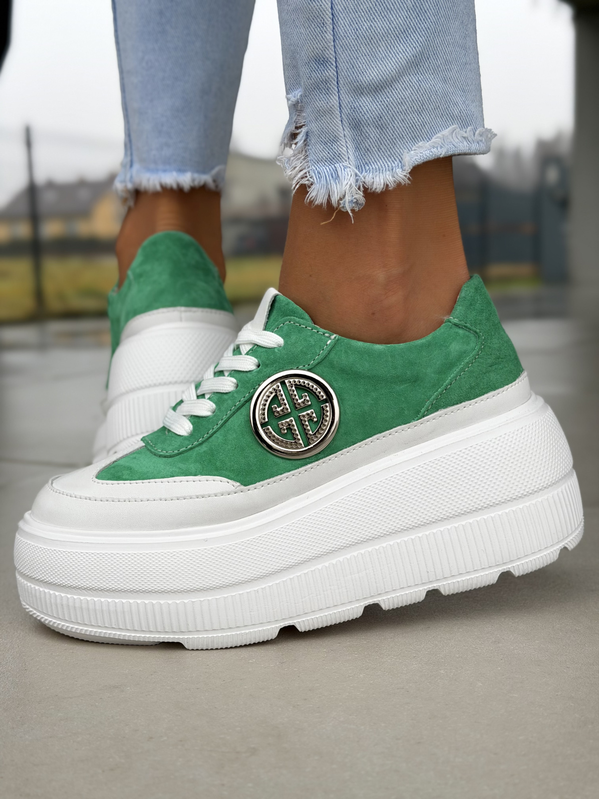 Sneakersy OLEKSY ze skóry naturalnej – codzienny komfort i styl