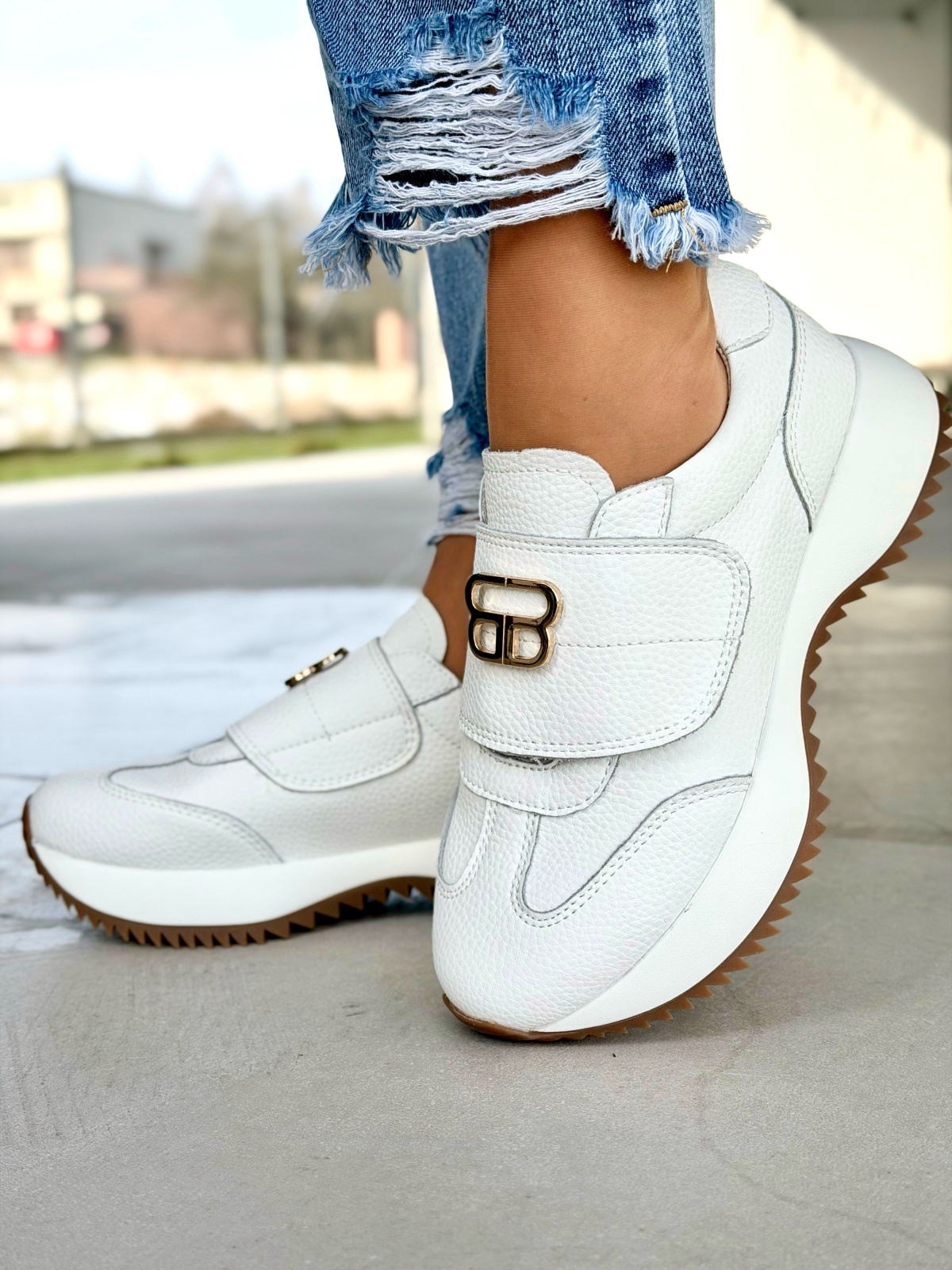 Sneakersy OLEKSY ze skóry naturalnej – codzienny komfort i styl