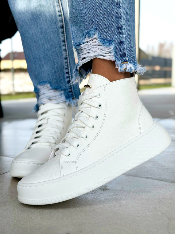 Białe sneakersy skórzane OLEKSY polskiej produkcji