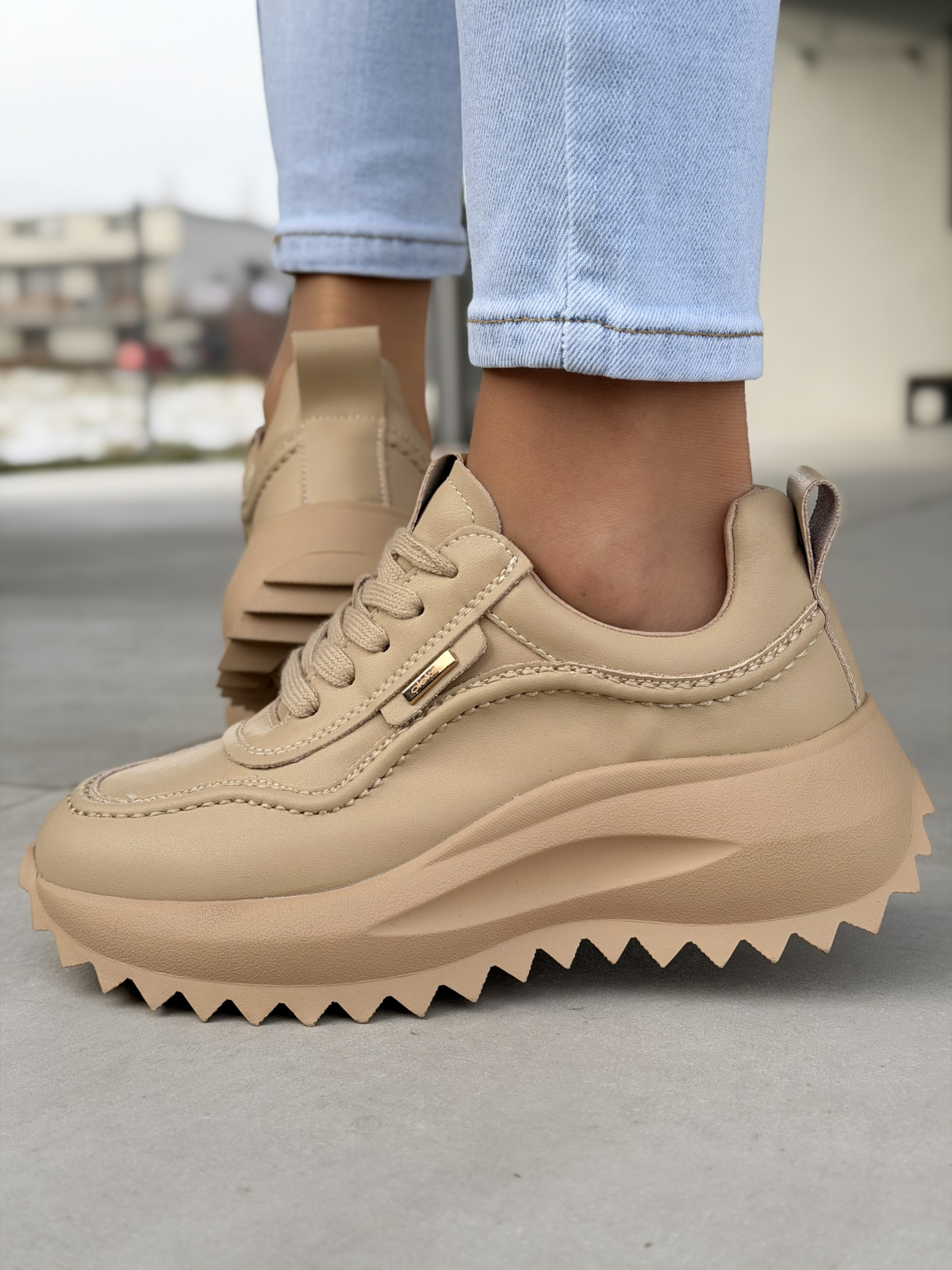 Sneakersy OLEKSY ze skóry naturalnej – codzienny komfort i styl