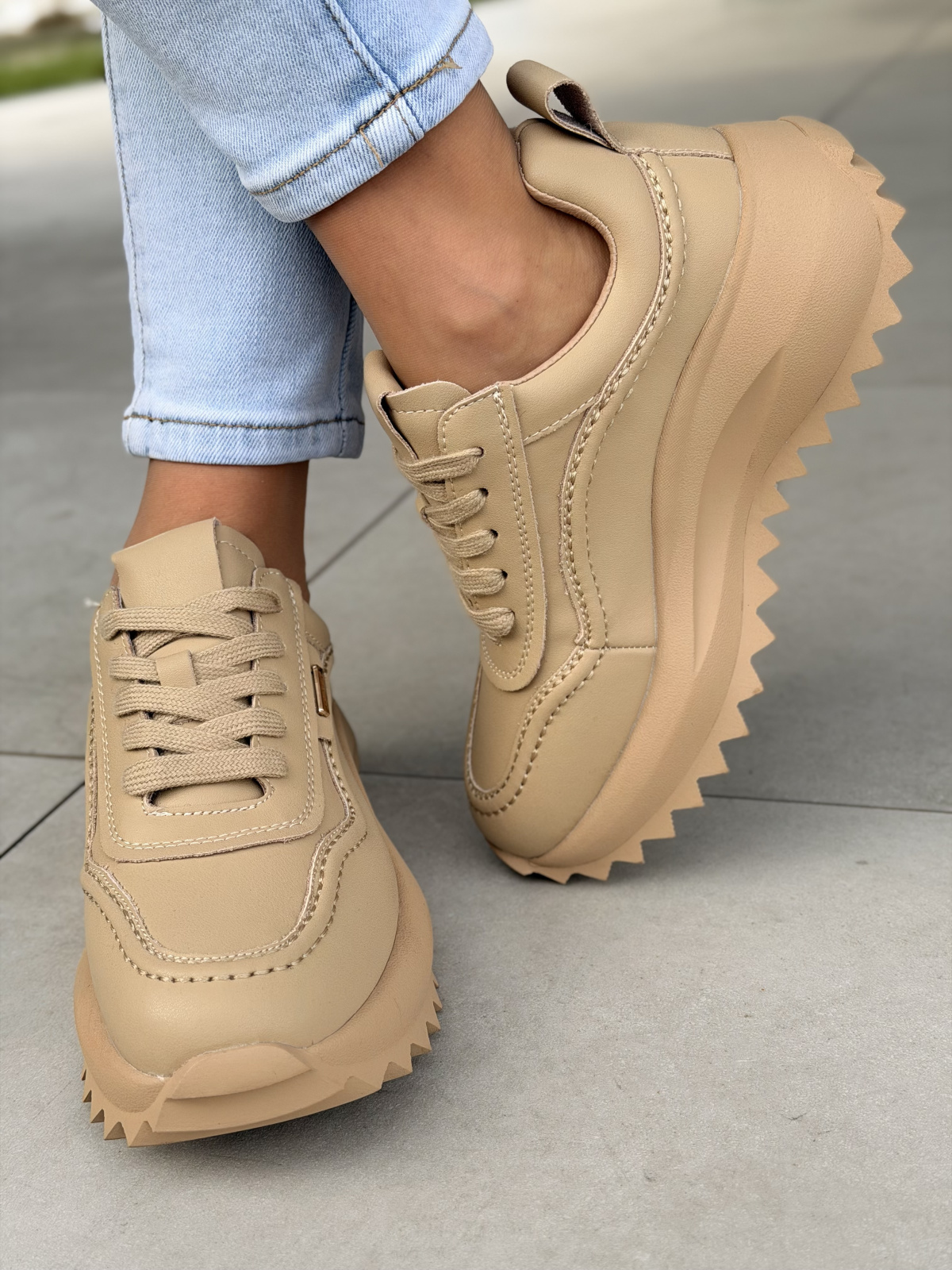 Sneakersy OLEKSY ze skóry naturalnej – codzienny komfort i styl