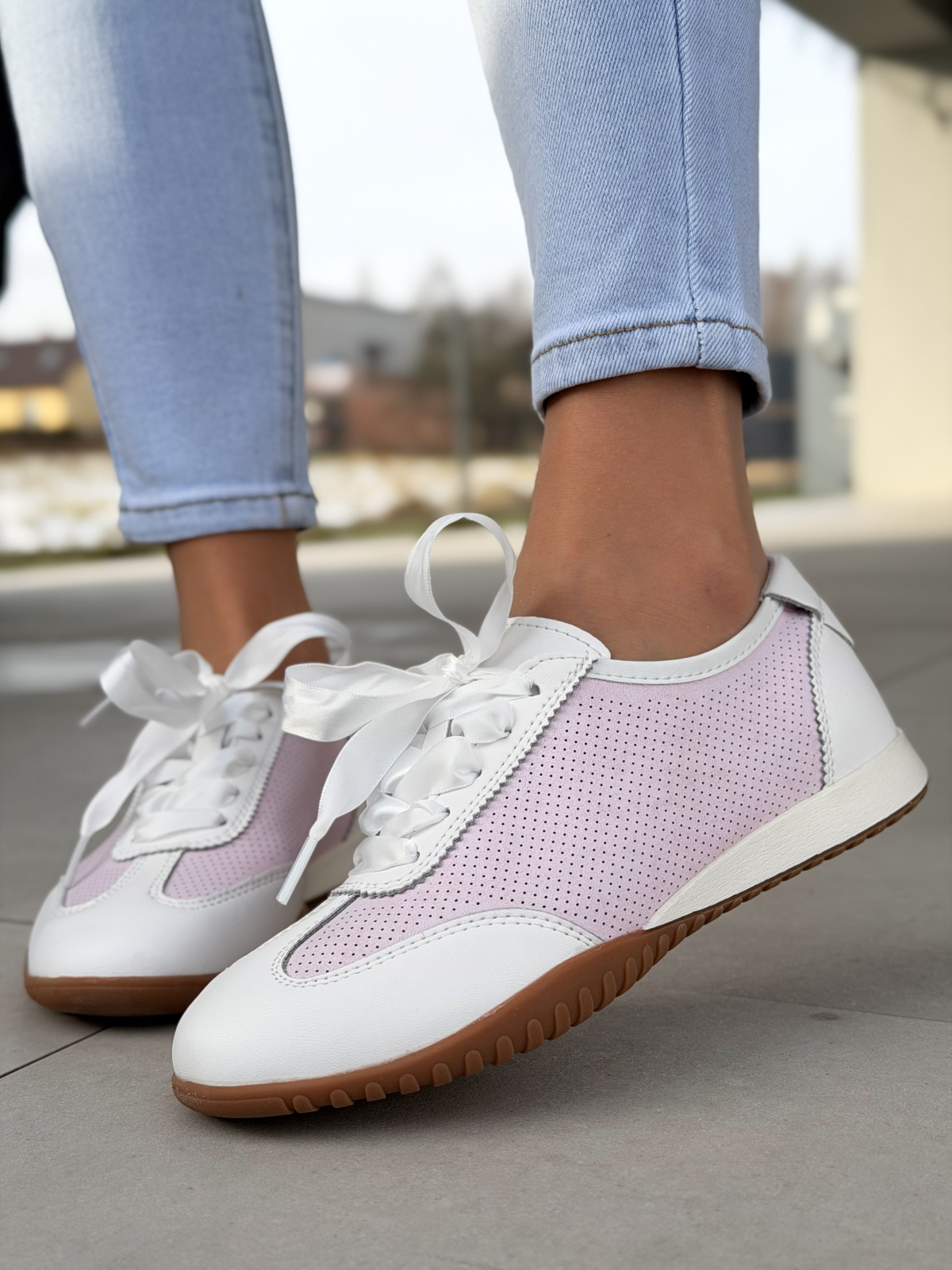 Sneakersy OLEKSY ze skóry naturalnej – codzienny komfort i styl