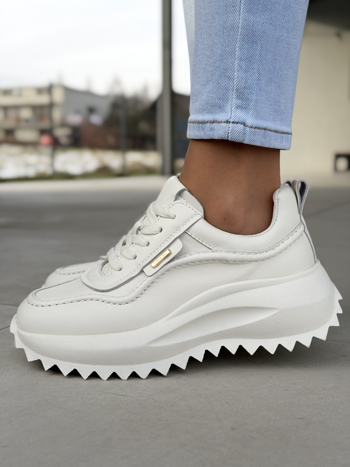 Sneakersy OLEKSY ze skóry naturalnej – codzienny komfort i styl