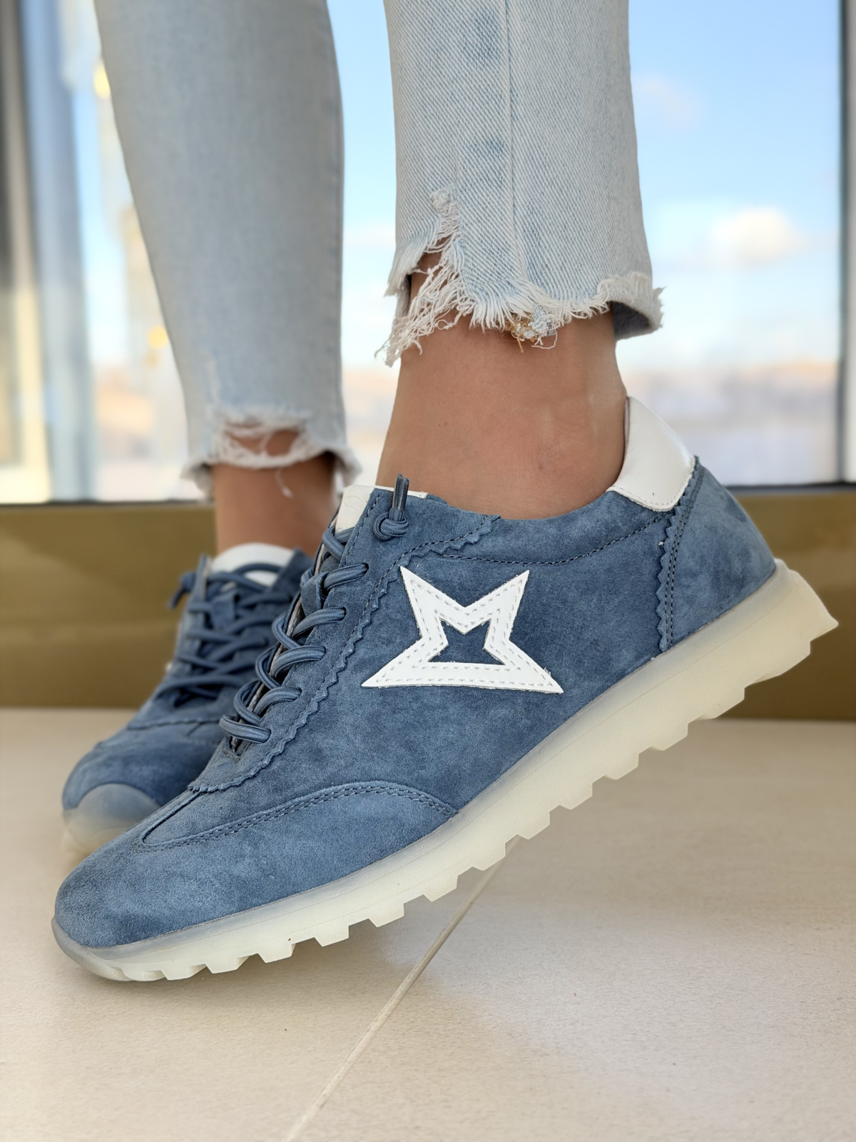 Damskie sneakersy OLEKSY ze skóry naturalnej