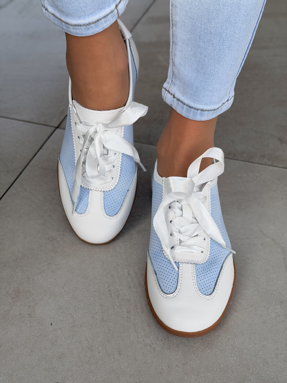 Sneakersy OLEKSY ze skóry naturalnej – codzienny komfort i styl