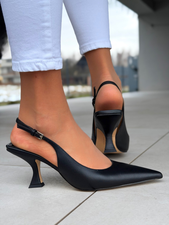 Czółenka OLEKSY ze skóry naturalnej