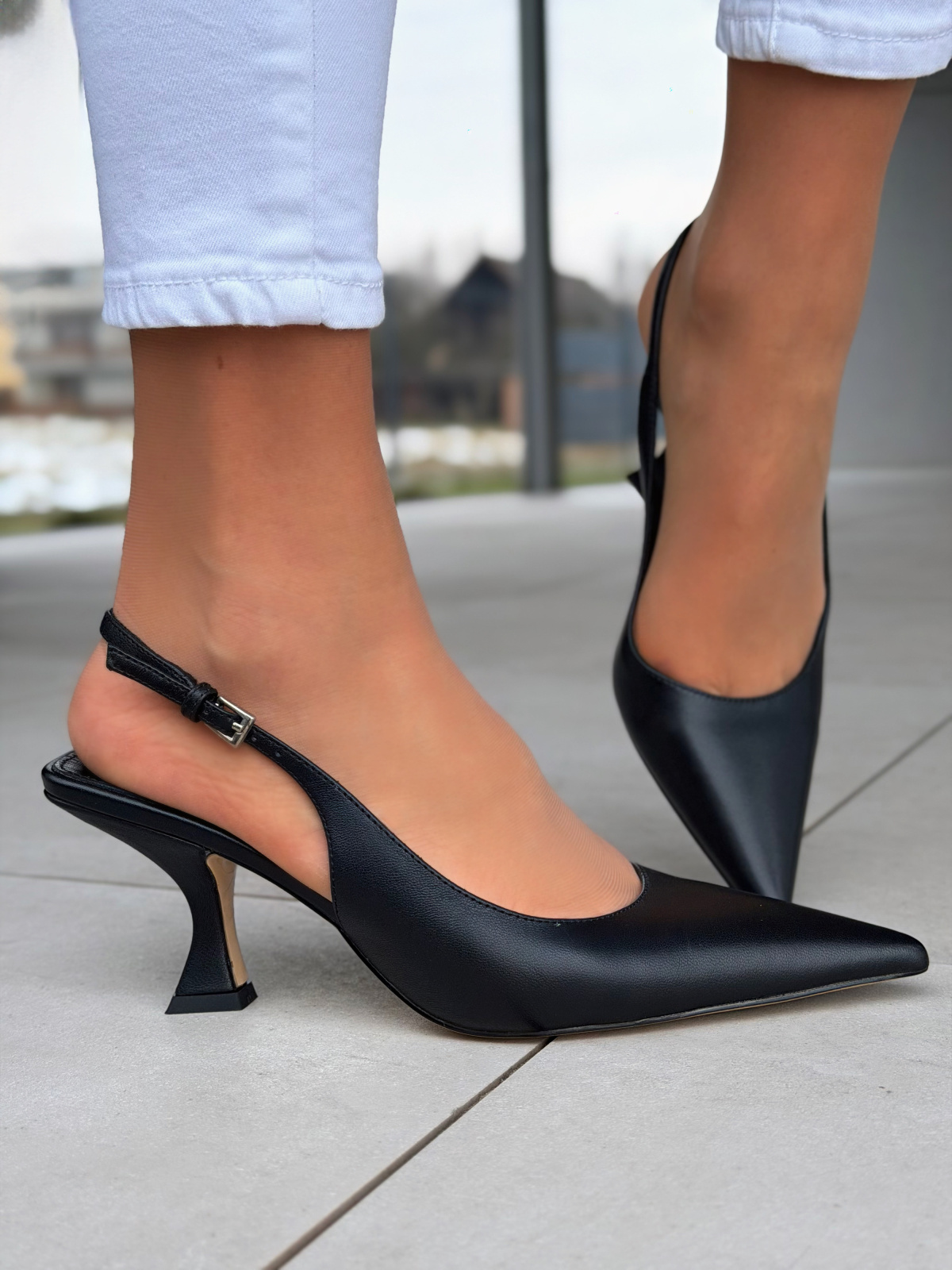 Czółenka OLEKSY ze skóry naturalnej