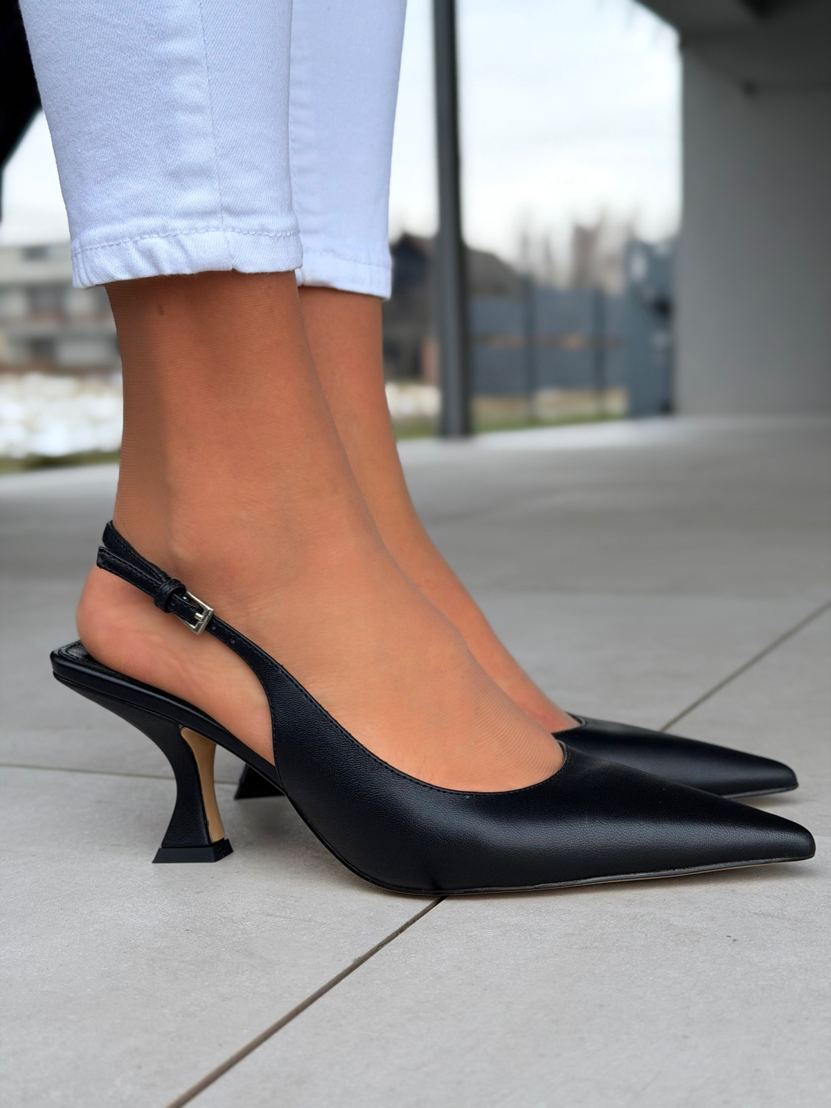 Czółenka OLEKSY ze skóry naturalnej