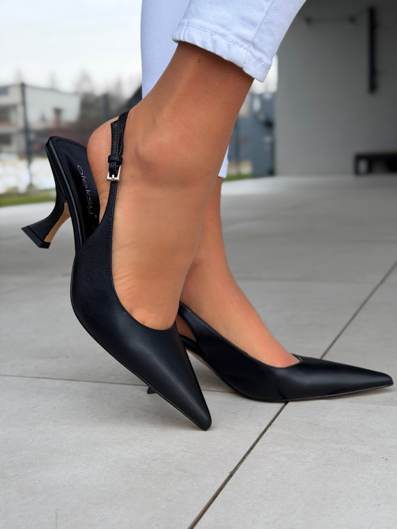 Czółenka OLEKSY ze skóry naturalnej