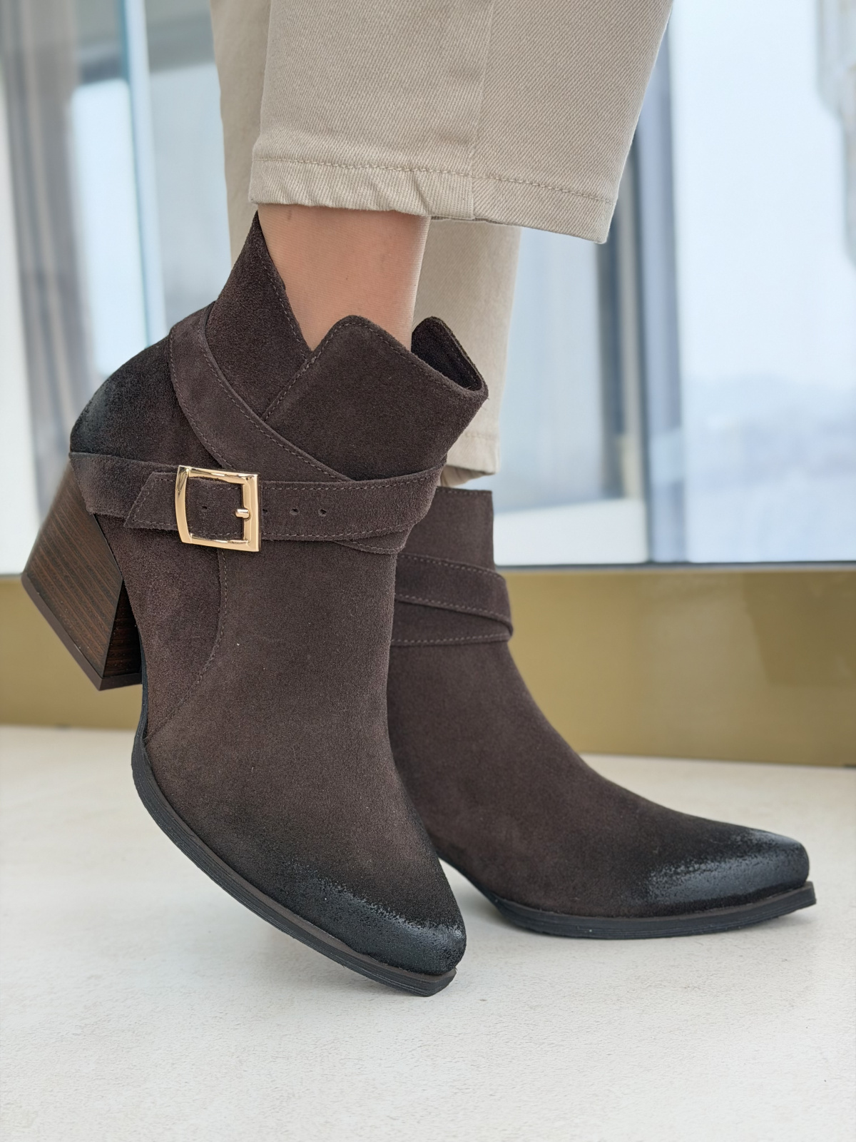 Brązowe kowbojki ze skóry naturalnej OLEKSY – polska jakość i styl