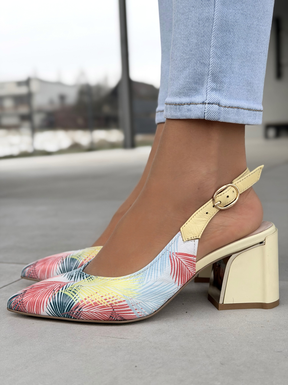 Czółenka OLEKSY ze skóry naturalnej