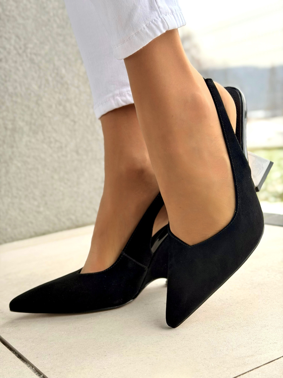 Czółenka OLEKSY ze skóry naturalnej