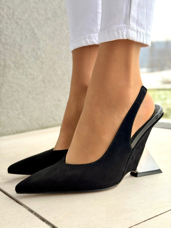 Czółenka OLEKSY ze skóry naturalnej