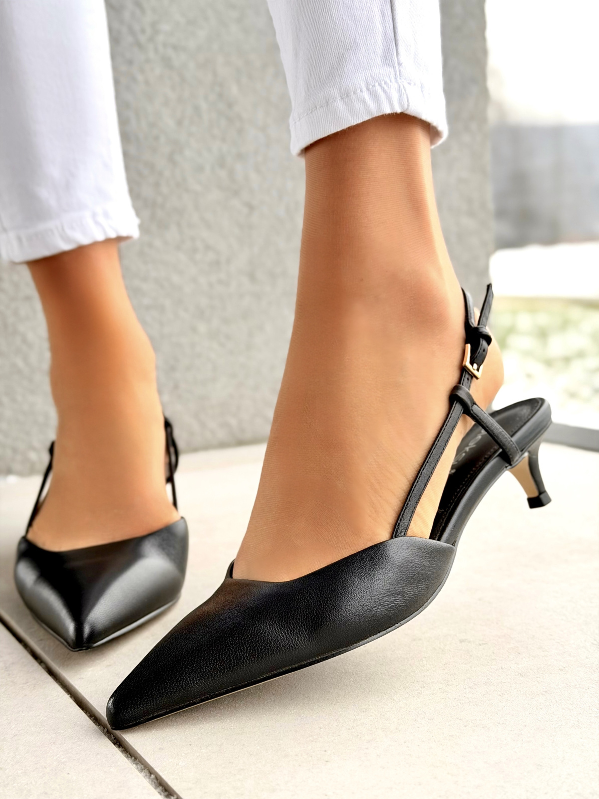 Czółenka OLEKSY ze skóry naturalnej