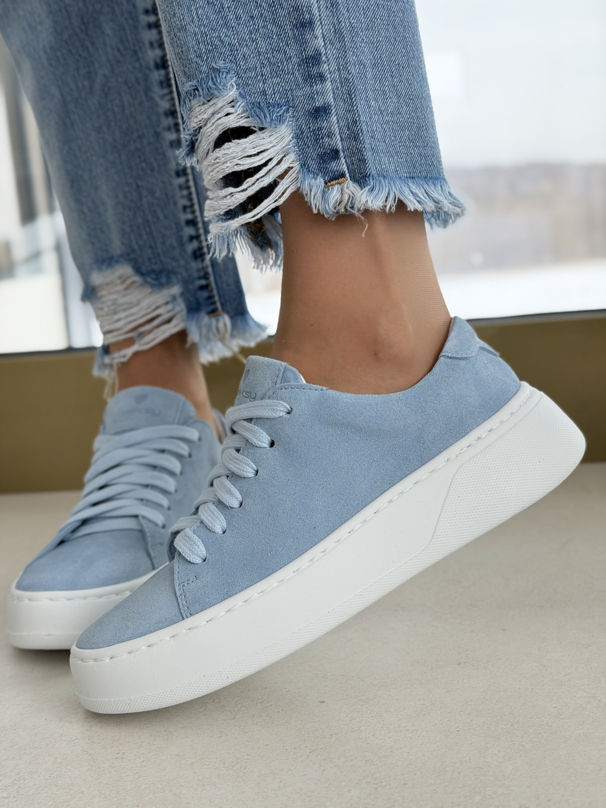 Naturalna skóra, polska produkcja – sneakersy OLEKSY