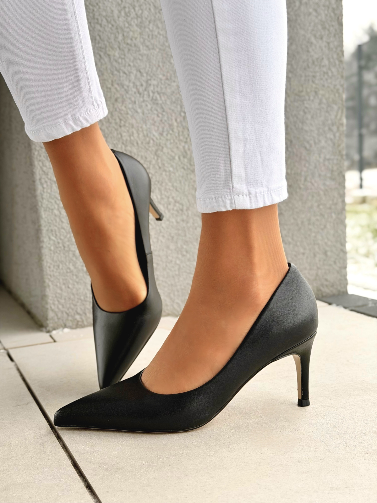 Czarne czółenka ze skóry naturalnej OLEKSY