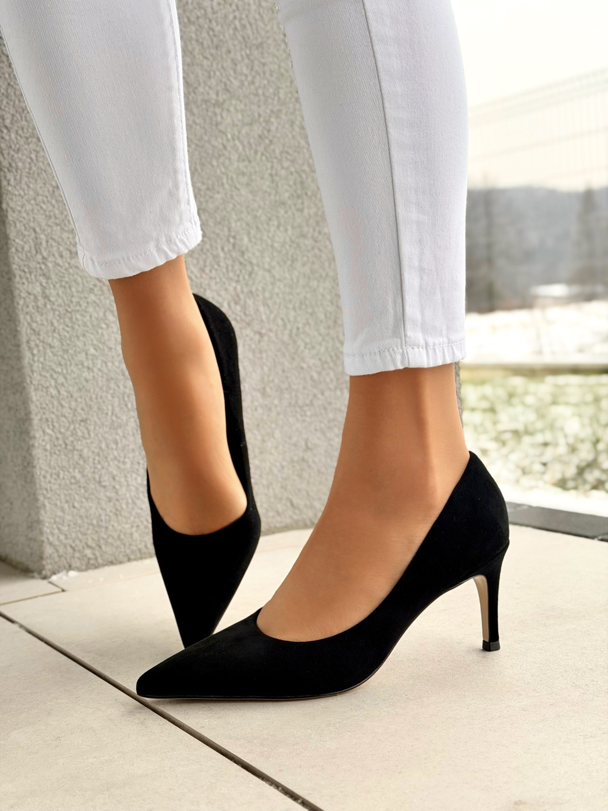 Czarne czółenka zamszowe na obcasie eleganckie OLEKSY