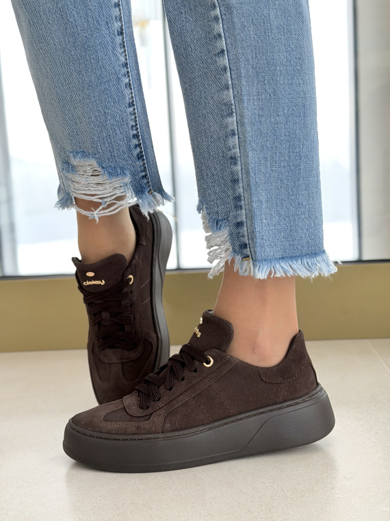 Brązowe sneakersy zamszowe ze skóry naturalnej OLEKSY