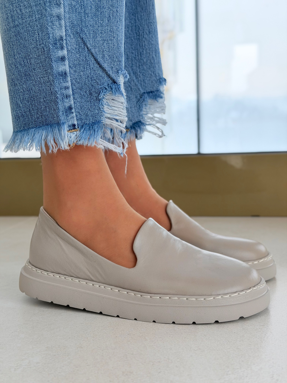 Szare skórzane mokasyny barefoot OLEKSY