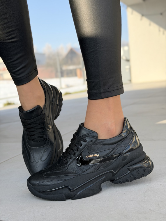 Czarne sneakersy skórzane OLEKSY Polskiej produkcji