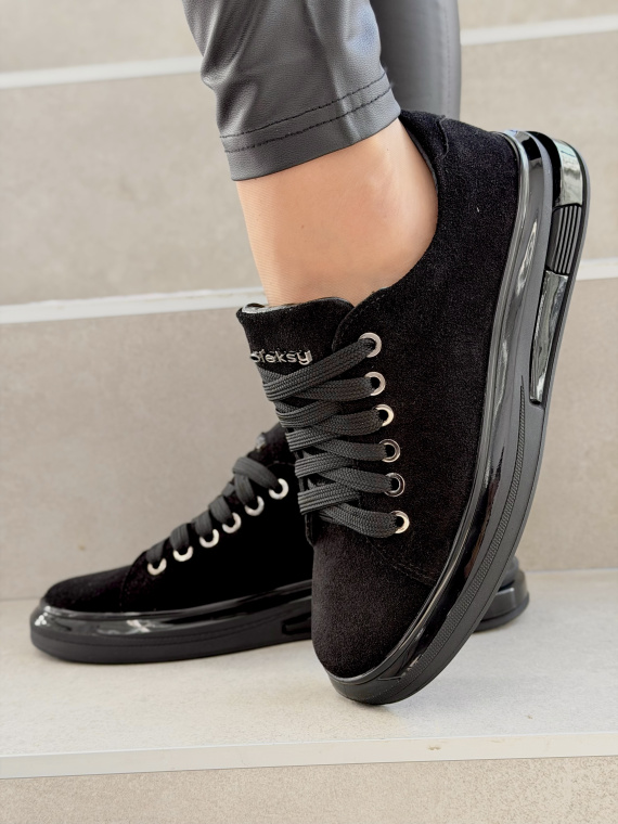 Czarne sneakersy zamszowe ze skóry naturalnej OLEKSY